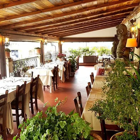 Giovanni Da Verrazzano Hotel 3*